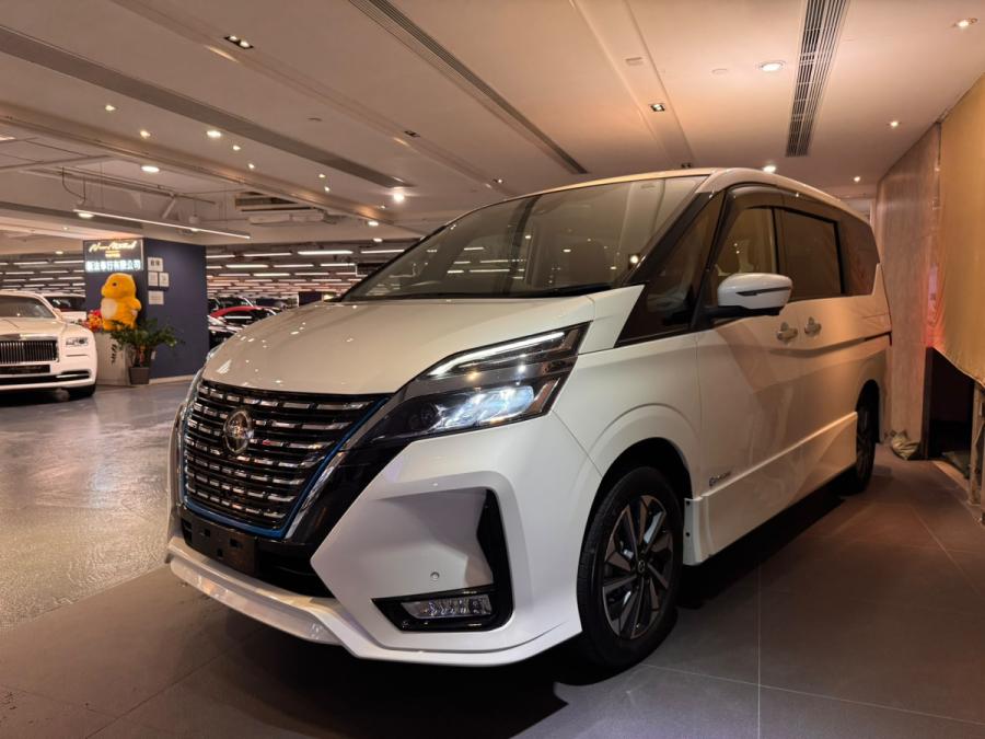 Serena E-Power Highway Star - Image 4